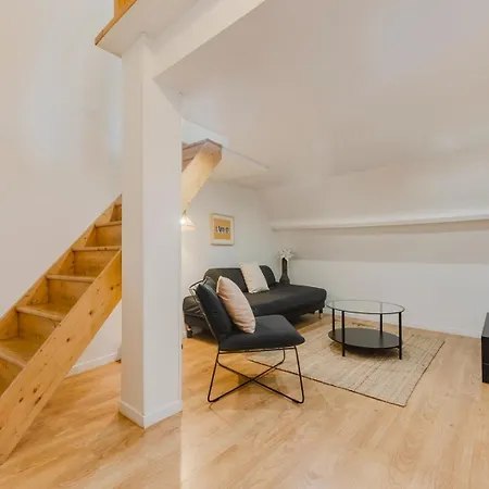 Apartment Bright, Fully-equipped In