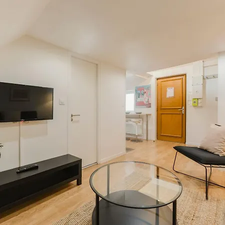 Apartment Bright, Fully-equipped In *