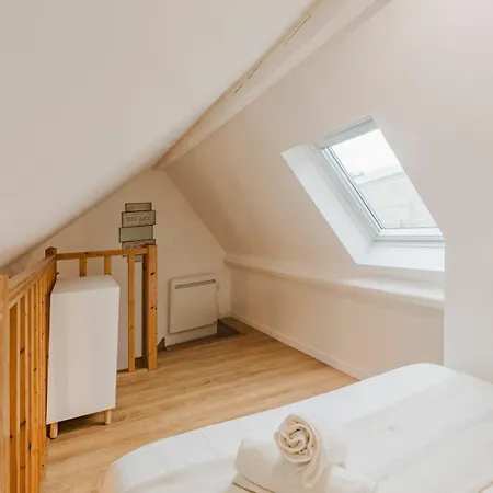 Bright, Fully-equipped In