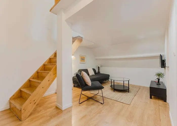 Apartment Bright, Fully-equipped In