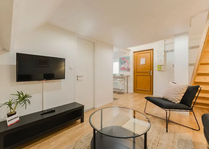 Apartment Bright, Fully-equipped In *